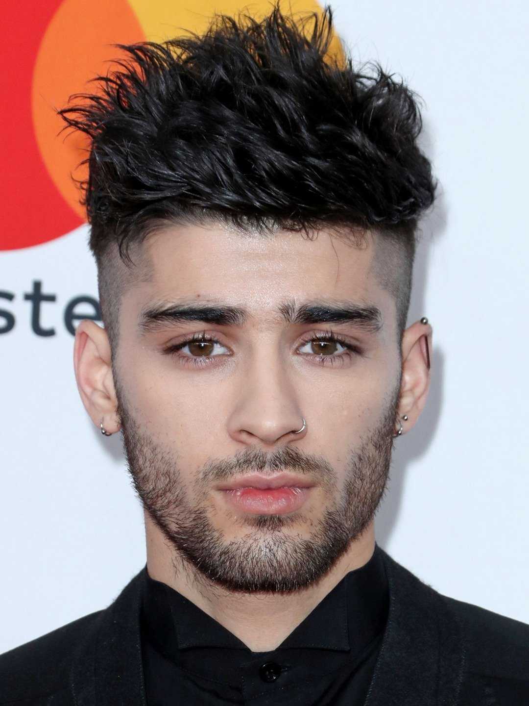 Zayn Malik - Maraaz Zayn Malik Bio Page Singer Famous One Direction