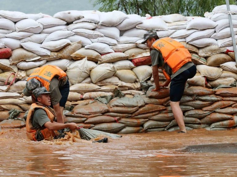 Flood in China: More than 200 dead, 25 billion dollars loss