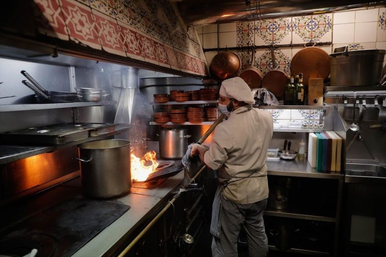 The oldest restaurant in the world ‘in death’