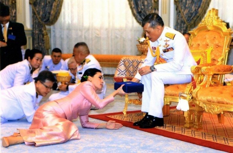 Thai King Maha forgave his girlfriend in prison
