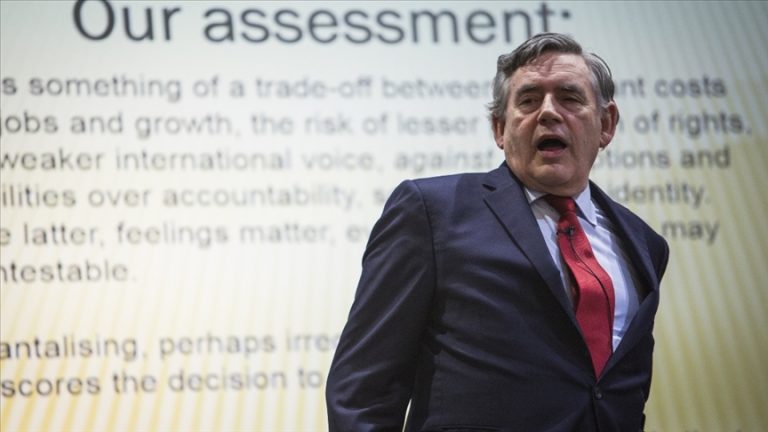 Former British Prime Minister Brown pointed to the danger of separation and asked for state administration reform