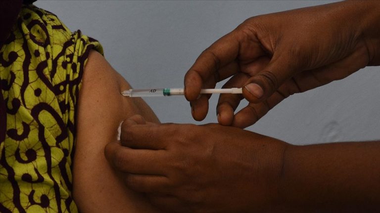Side effects were seen in 447 people in the Covid-19 vaccine campaign in India