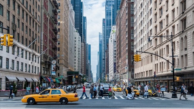 US unemployment benefit claims continue downward trend