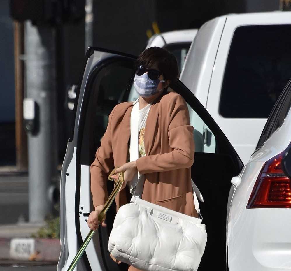 Rr-Ag3-96kK_j_V1sOMF5Q