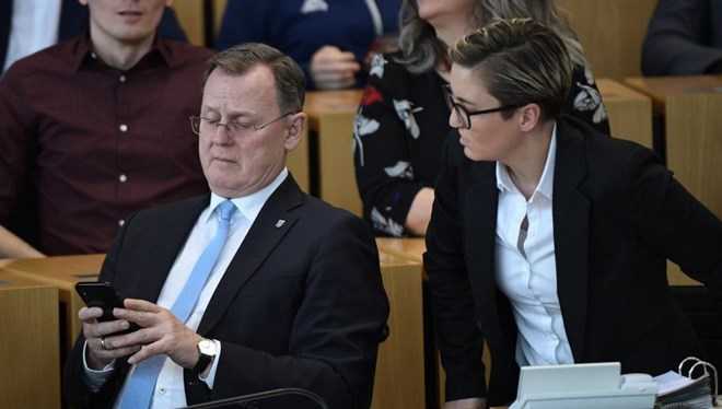 State prime minister played ‘Candy Crush’ in Corona summit in Germany