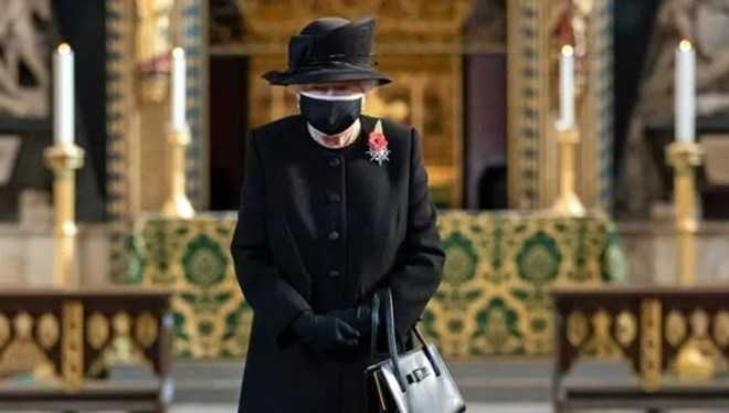 Queen Elizabeth and her husband Philip got coronavirus vaccine